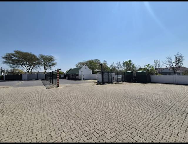 7,988M² WAREHOUSE TO LET IN RANDJESPARK